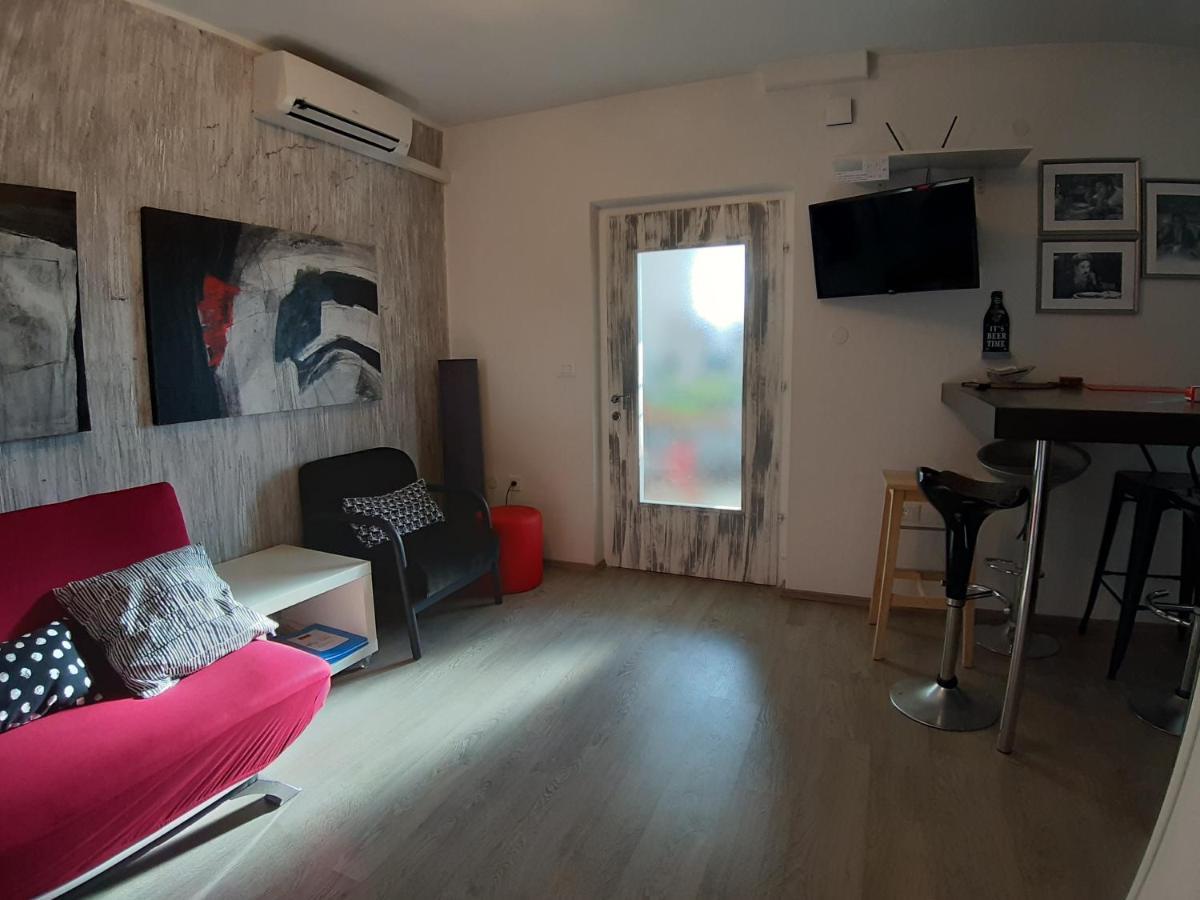 בוג'ה Apartment Tina Istra מראה חיצוני תמונה